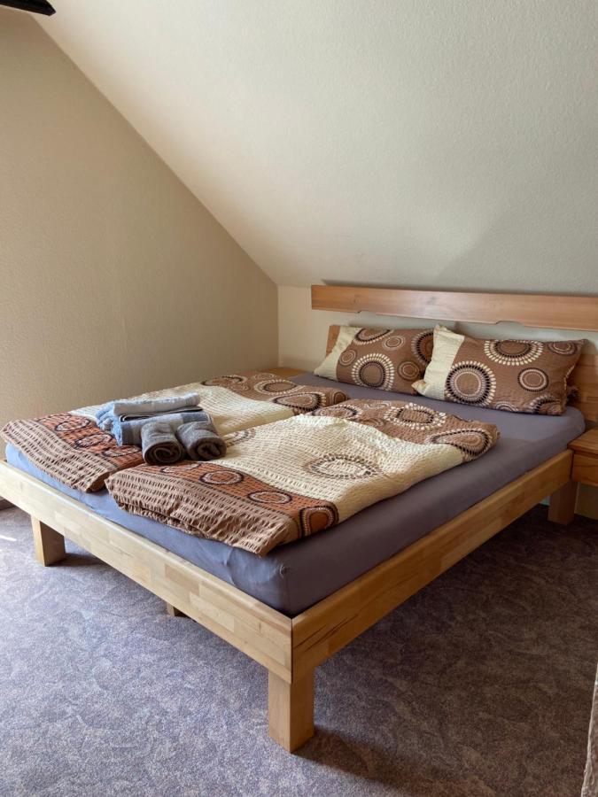 Haus Petra Hotel Stadtkyll Eksteriør billede